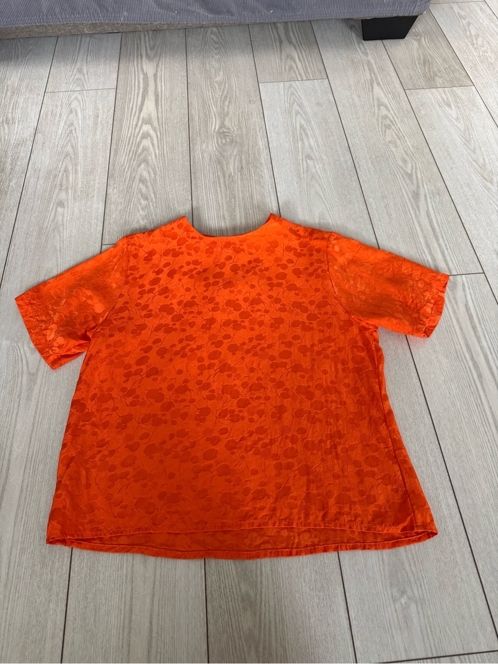 Vintage 100% silk pumpkin orange blouse smal floral short sleeve 80s fall office